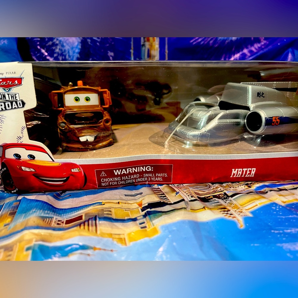 Disney Cars On The Road Mater Die Cast Salt Flats Set New